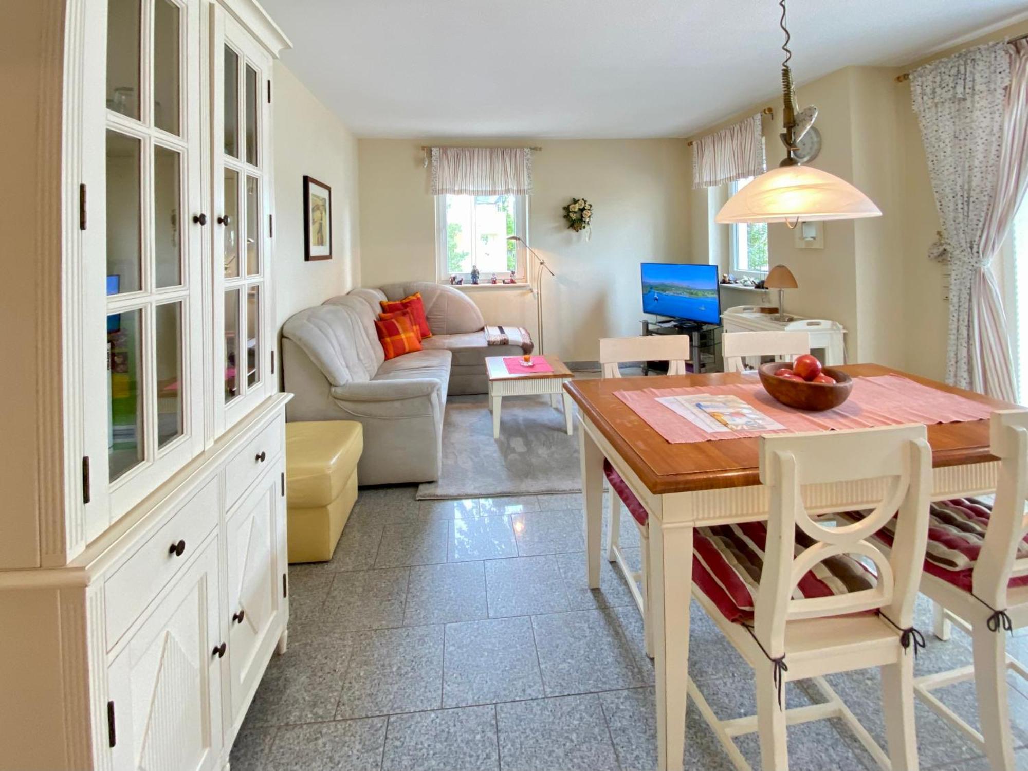 Haus Nemo - Ferienwohnung 8 ゼーバート・ヘリングスドルフ エクステリア 写真